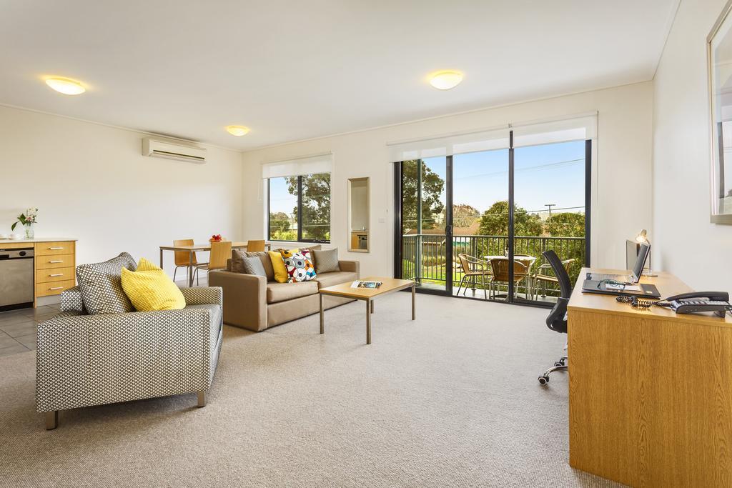 Quest Frankston Aparthotel Exterior photo