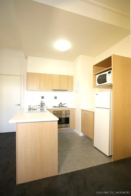 Quest Frankston Aparthotel Room photo