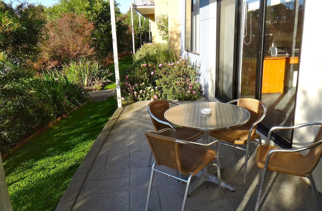 Quest Frankston Aparthotel Exterior photo
