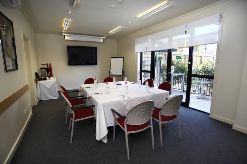 Quest Frankston Aparthotel Exterior photo