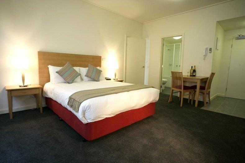 Quest Frankston Aparthotel Room photo