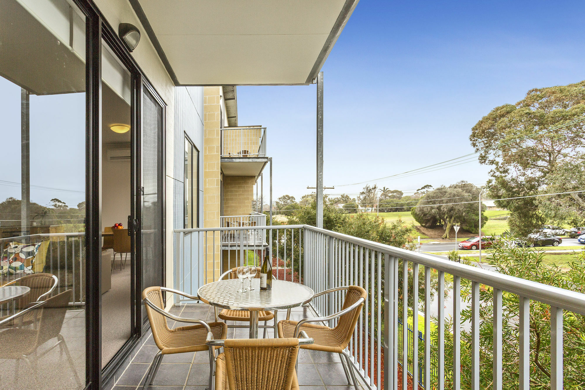 Quest Frankston Aparthotel Exterior photo